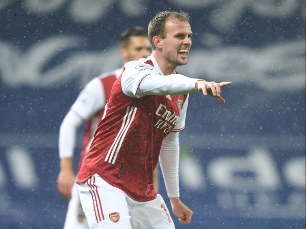 Rob Holding hampir bergabung dengan Newcastle United