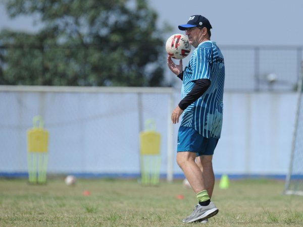 Pelatih Persib, Robert Rene Alberts