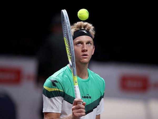 Positif COVID-19, Alejandro Davidovich Fokina pilih lewatkan Australian Open 2021