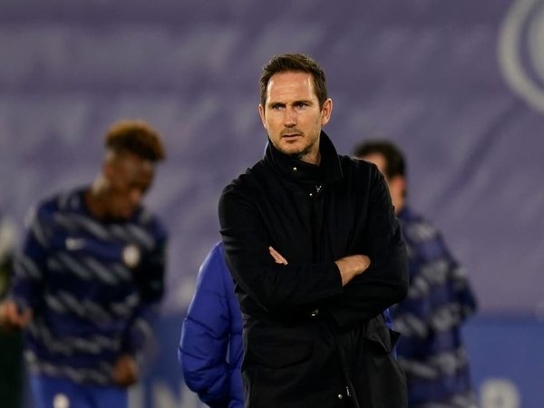 Roman Abramovich disebut telah menyiapkan tiga nama untuk menggantikan posisi Frank Lampard di Chelsea / via Getty Images