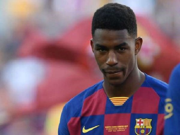 Bek kiri Barcelona, Junior Firpo. (Images: Getty)