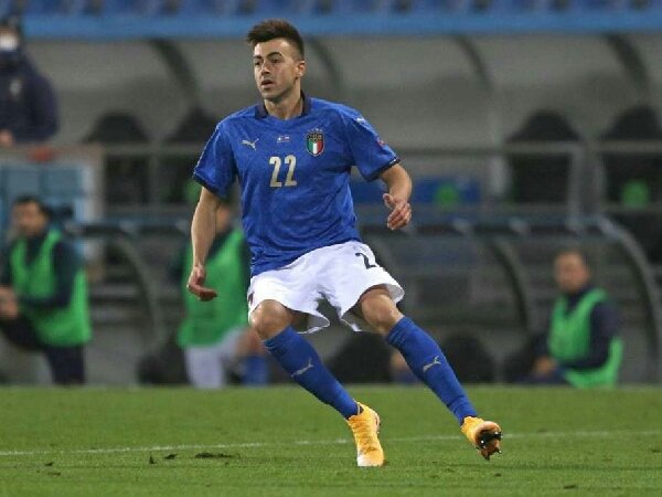 Stephan El Shaarawy segera kembali ke AS Roma setelah tercapai kesepakatan dengan Shanghai Shenhua
