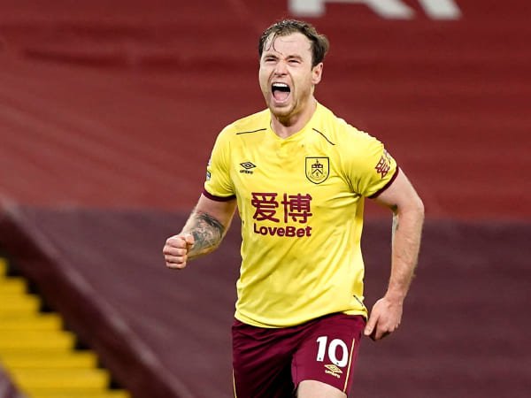 Liverpool Jadi Korban Gol Ke-100 Ashley Barnes Bagi Burnley