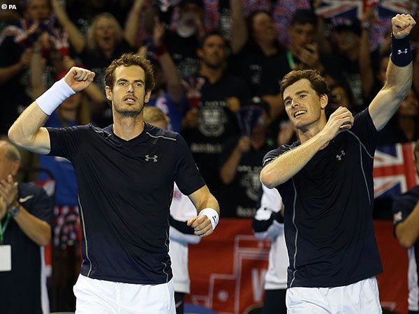Jamie Murray [kanan] yakin sang adik, Andy Murray [kiri] akan kembali tampil memukau