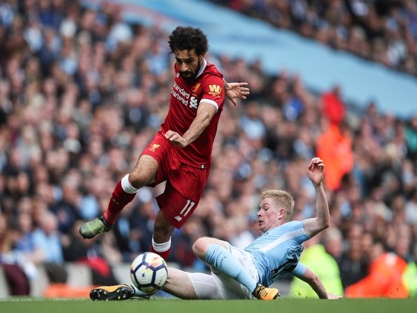 Oscar ungkap penyebab utama kenapa De Bruyne dan Salah gagal bersinar bersama Chelsea beberapa musim silam / via Getty Images