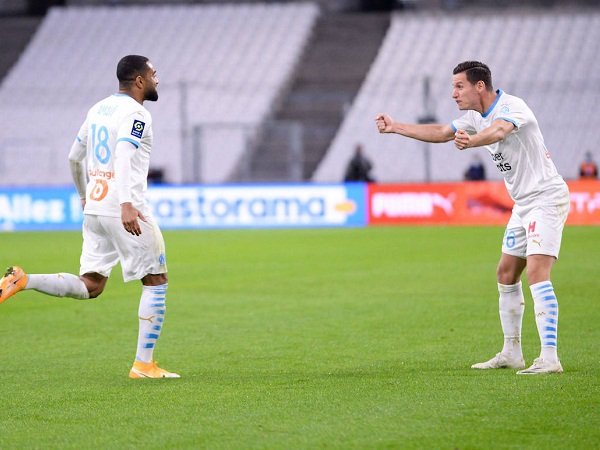 Milan incar Amavi dan Thauvin