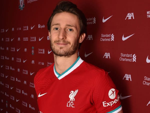 Klopp Terkesima dengan Penampilan Davies Hingga Tertarik Merekrutnya