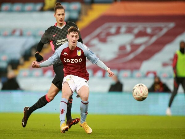 Laga vs Liverpool Buat Wonderkid Aston Villa Louie Barry Hadir ke FIFA 21