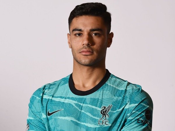 Ozan Kabak mengaku telah mengikuti Liverpool semenjak masih kecil