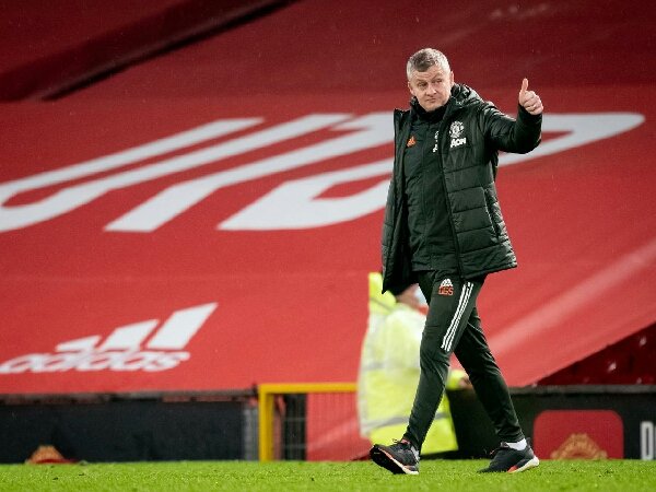 Solskjaer berharap masalah sisi kanan Manchester United sudah teratasi