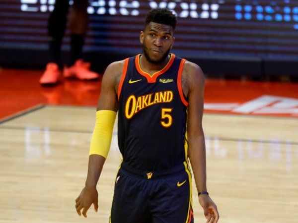 Cederanya Kevon Looney Bikin Pusing Steve Kerr