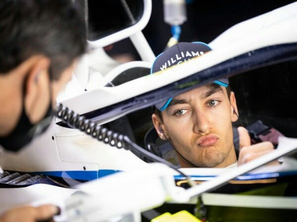 George Russell Rayakan Kembalinya ke Virtual GP F1 dengan Kemenangan