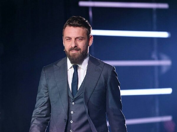 Daniele de Rossi beri dukungan pada Paulo Fonseca di AS Roma