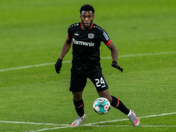 Timothy Fosu-Mensah ungkap alasannya hengkang dari MU