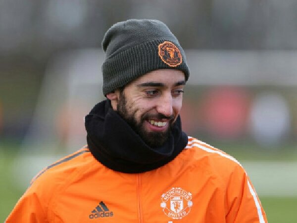 Bruno Fernandes kirimpesan pada dua pemain MU yang baru saja dipromosikan ke tim utama