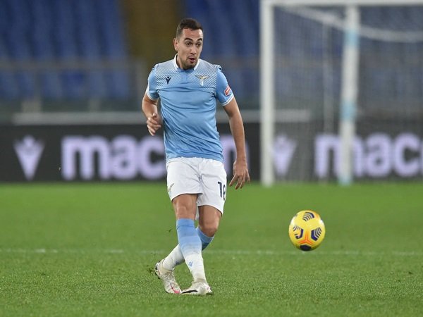 Gelandang Lazio,  Gonzalo Escalante