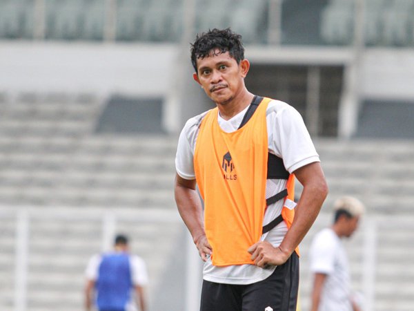 Rizky Pellu saat ikut TC timnas Indonesia
