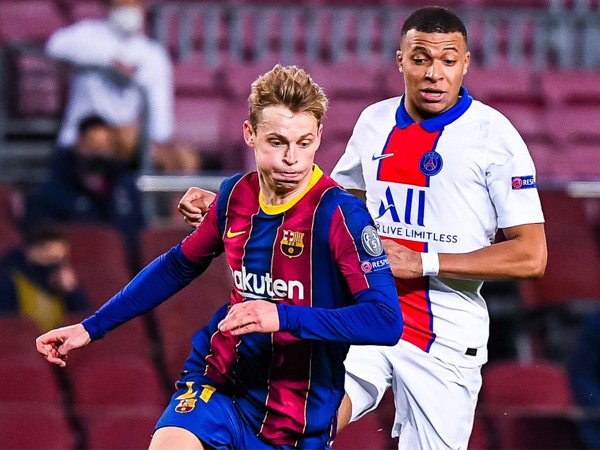 Gelandang Barcelona, Frenkie De Jong.
