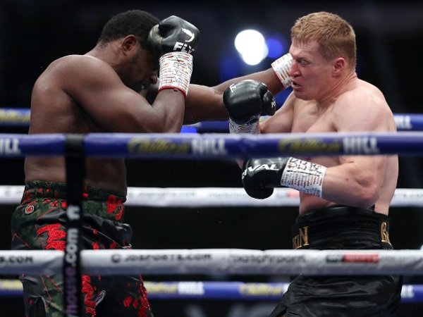 Dillian Whyte vs Alexander Povetkin. (Images: Mark Robinson)