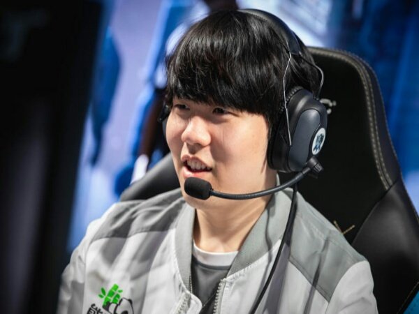 Laju Sempurna EDward Gaming di LPL 2021 Dihentikan Invictus Gaming