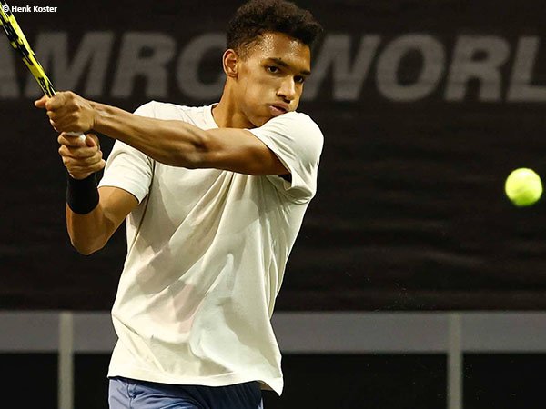 Felix Auger Aliassime merupakan runner up Rotterdam Open 2020