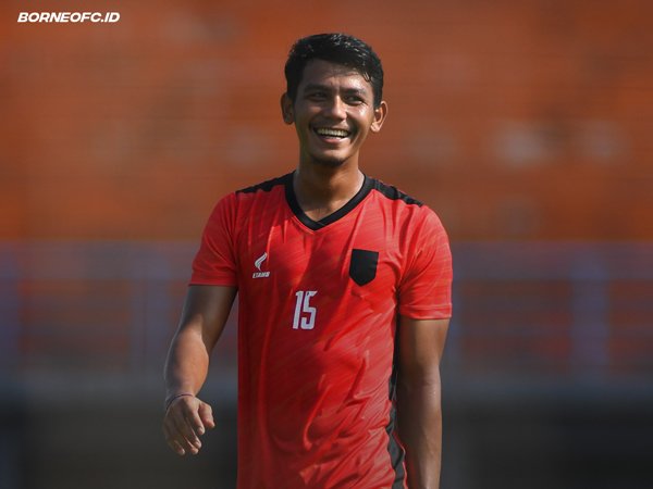 Pemain bertahan Borneo FC, Leo Guntara