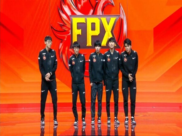 FunPlus Phoenix Lumat JD Gaming 2-0 di Pekan Ketujuh LPL Spring Split 2021