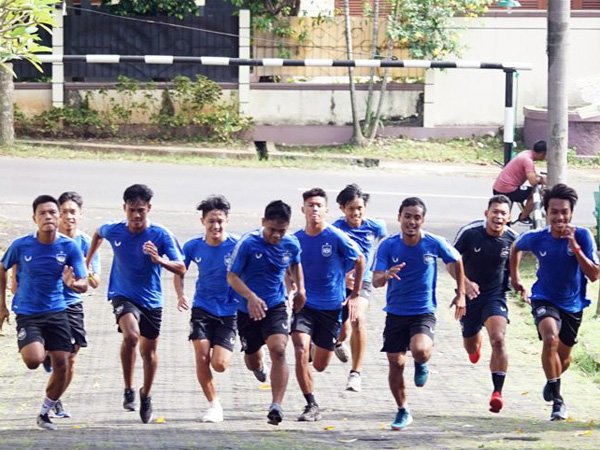 Latihan fisik skuat PSIS Semarang