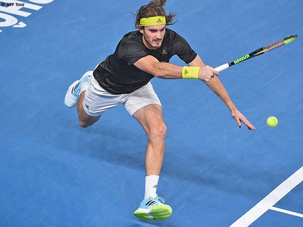 Stefanos Tsitsipas kembali ke perempatfinal di Marseille