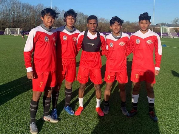 Skuat Garuda Select jilid III di Inggris