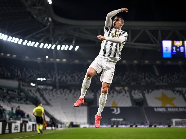 Cristiano Ronaldo masih percaya bahwa Juventus bisa meraih gelar pada akhir musim.