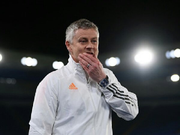 Bruno Fernades tidak start saat laga MU vs Leicester, Paul Merson kritik Solskjaer