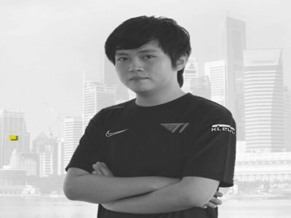 Gantikan Milan, Poloson Jadi Stand-In  Quincy Crew untuk Singapore Major