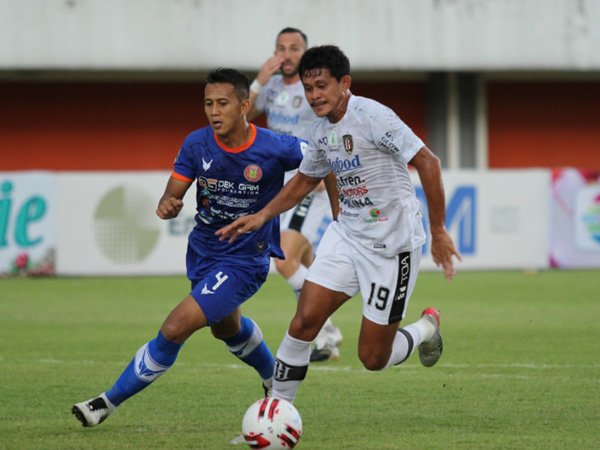 Rizky Pellu saat tampil menghadapi Persiraja Banda Aceh