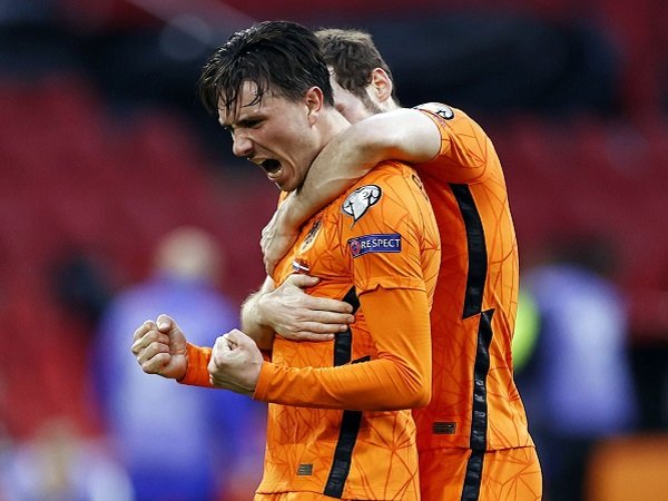 Belanda bertandang ke Gibraltar untuk pertama kalinya.