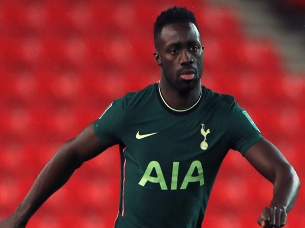 Tottenham harus buat keputusan penting tentang Sanchez