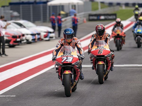 Pol Espargaro dan Stefan Bradl, Repsol Honda