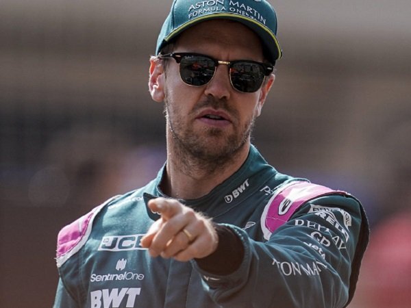 Sebastian Vettel, Aston Martin