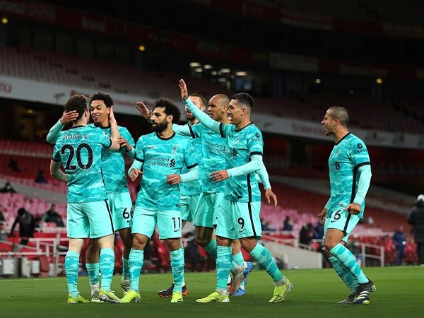 Jamie Carragher menyebut keinginan LIverpool untuk ikut European Super League memalukan