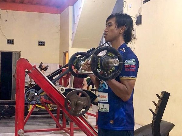 Gelandang Persebaya Surabaya, Ady Setiawan