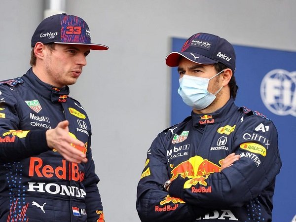 Max Verstappen ingin Sergio Perez bisa tampil lebih kompetitif lagi.