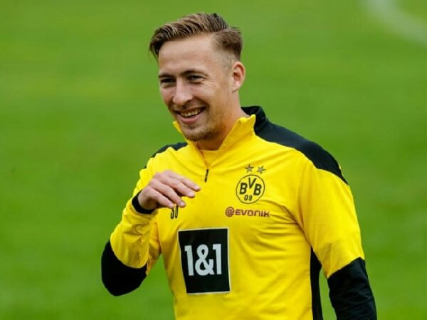 Felix Passlack dikabarkan telah tanda tangan perpanjangan kontrak dengan Borussia Dortmund