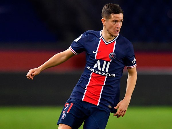 Gelandang Paris Saint-Germain, Ander Herrera.