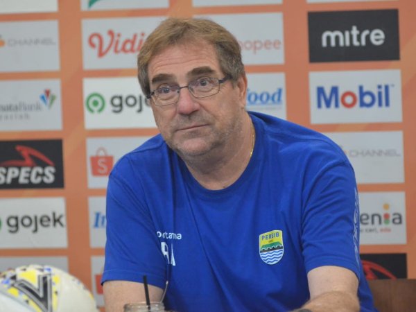Pelatih Persib, Robert Rene Alberts
