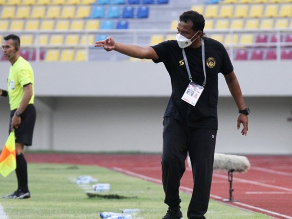 Asisten pelatih Arema FC, Kuncoro