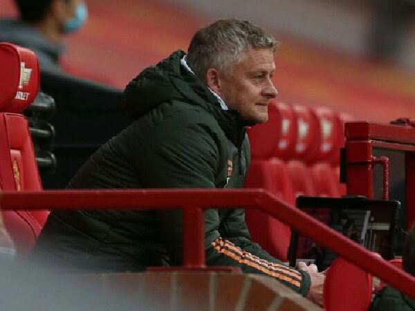 Roy Keane kritik performa buruk Fred dan Scott McTominay saat MU dikalahkan Liverpool​