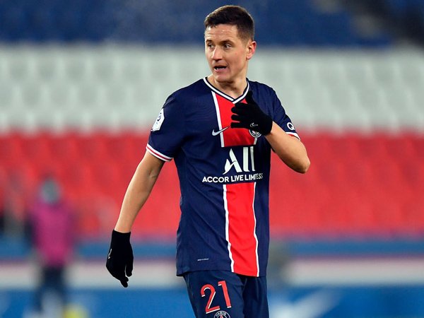 Gelandang Paris Saint-Germain, Ander Herrera.