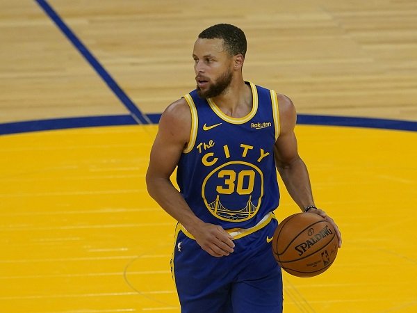 Stephen Curry pro akan digelarnya play-in tournament.