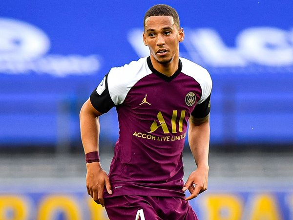 Bek Paris Saint-Germain, Thilo Kehrer.