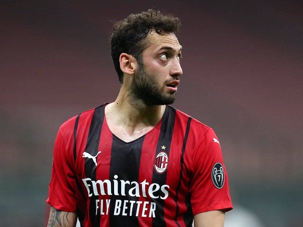 Hakan Calhanoglu